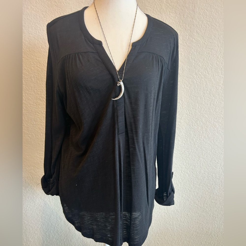 Soft Joie Cotton Slub V Neck Top!